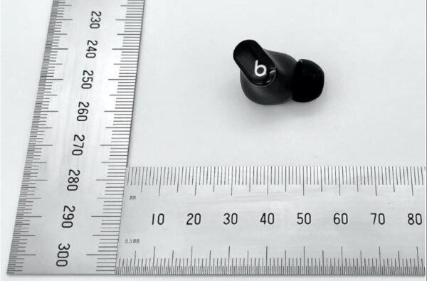 Beats Studio Buds Get Size in New Regulatory Photos