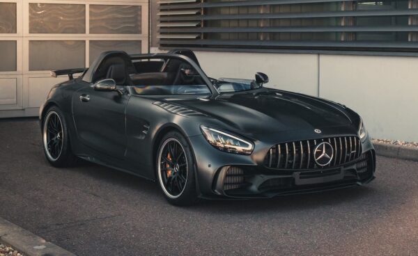 Bussin GT R Speerlegend is a modified Mercedes-AMG GT R Roadster