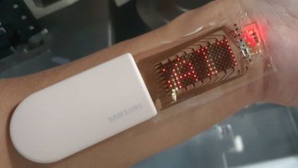 Samsung works on OLED screens that can be stretched for worn